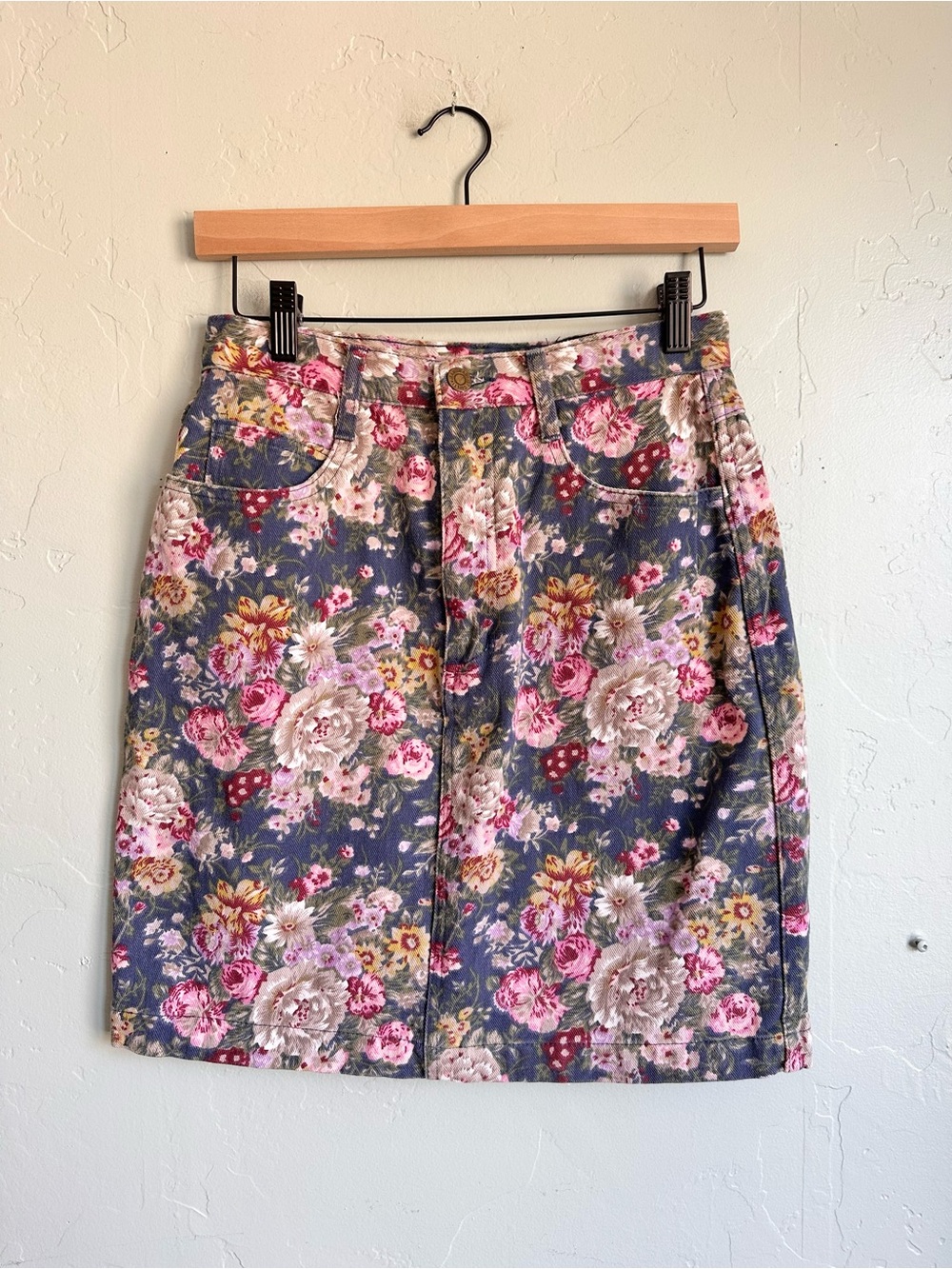 90’s Vintage Not Guilty Floral Cottage Denim‎ High Rise Mini Skirt Sz 11/12 EUC